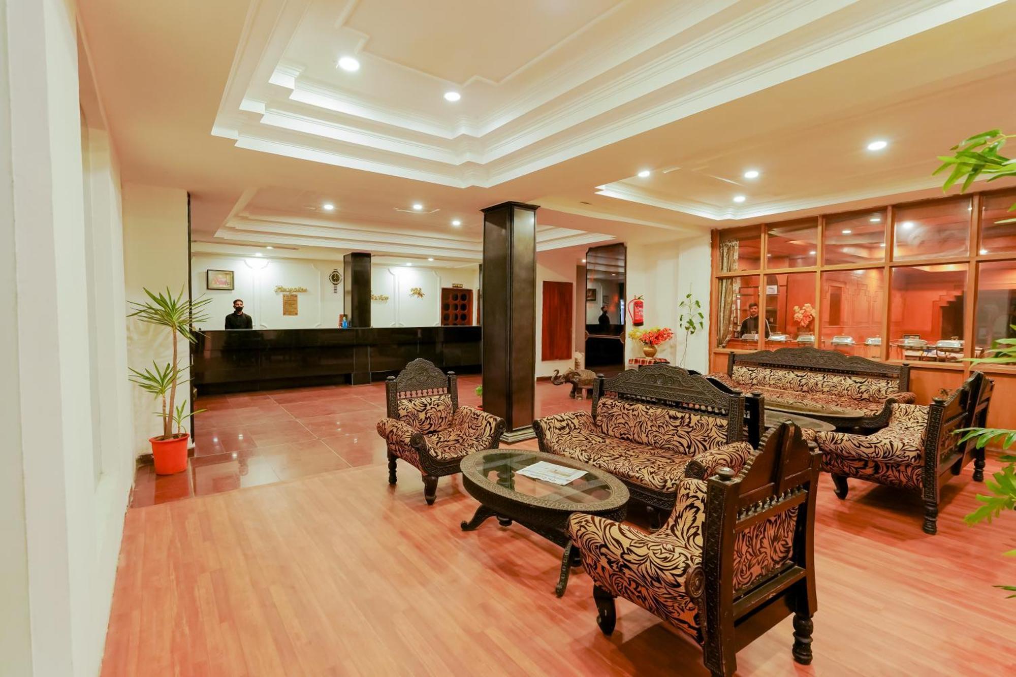 Grand Him Queen Ac Centralized Dharamshala Esterno foto